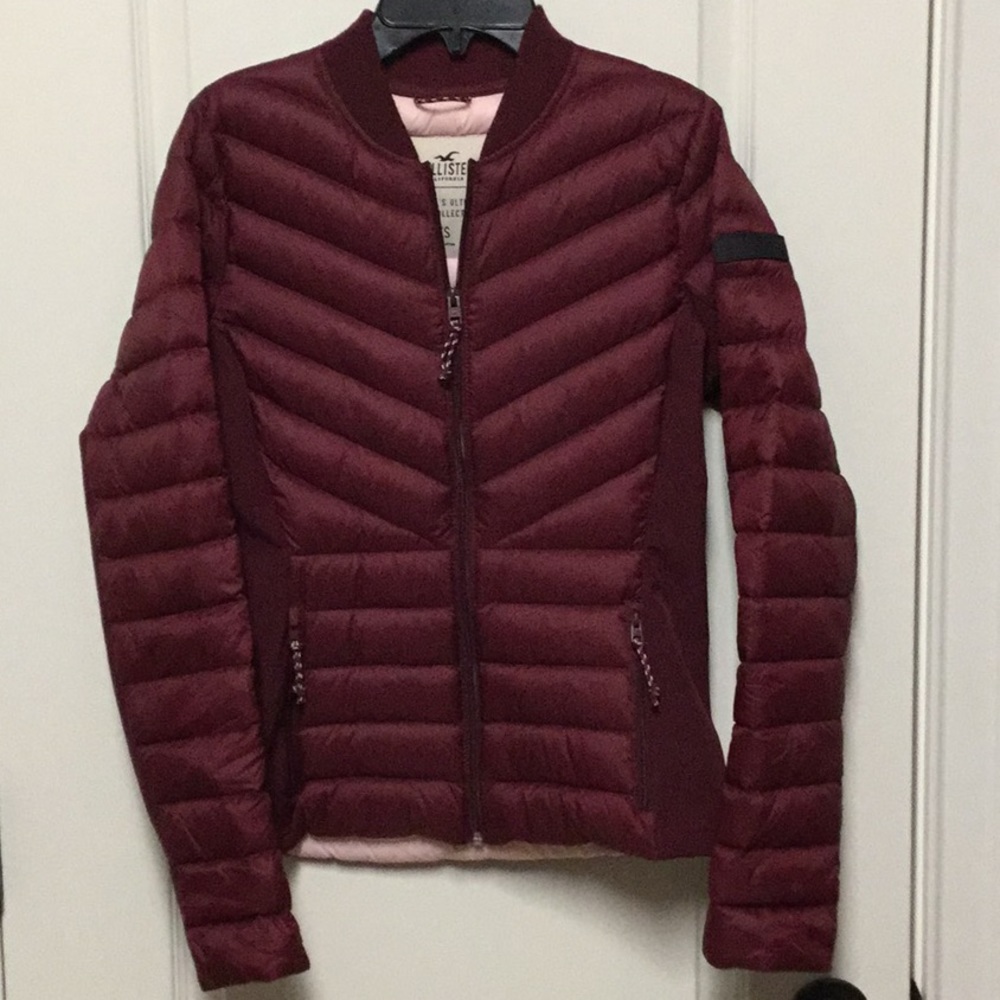 Like new Down Hollister jacket